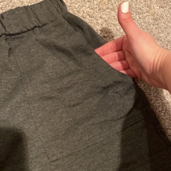 Queen Plus grey shorts, size XL - Picture 2 of 4